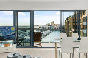 Marina Views Free Parking Beachside & Seaview